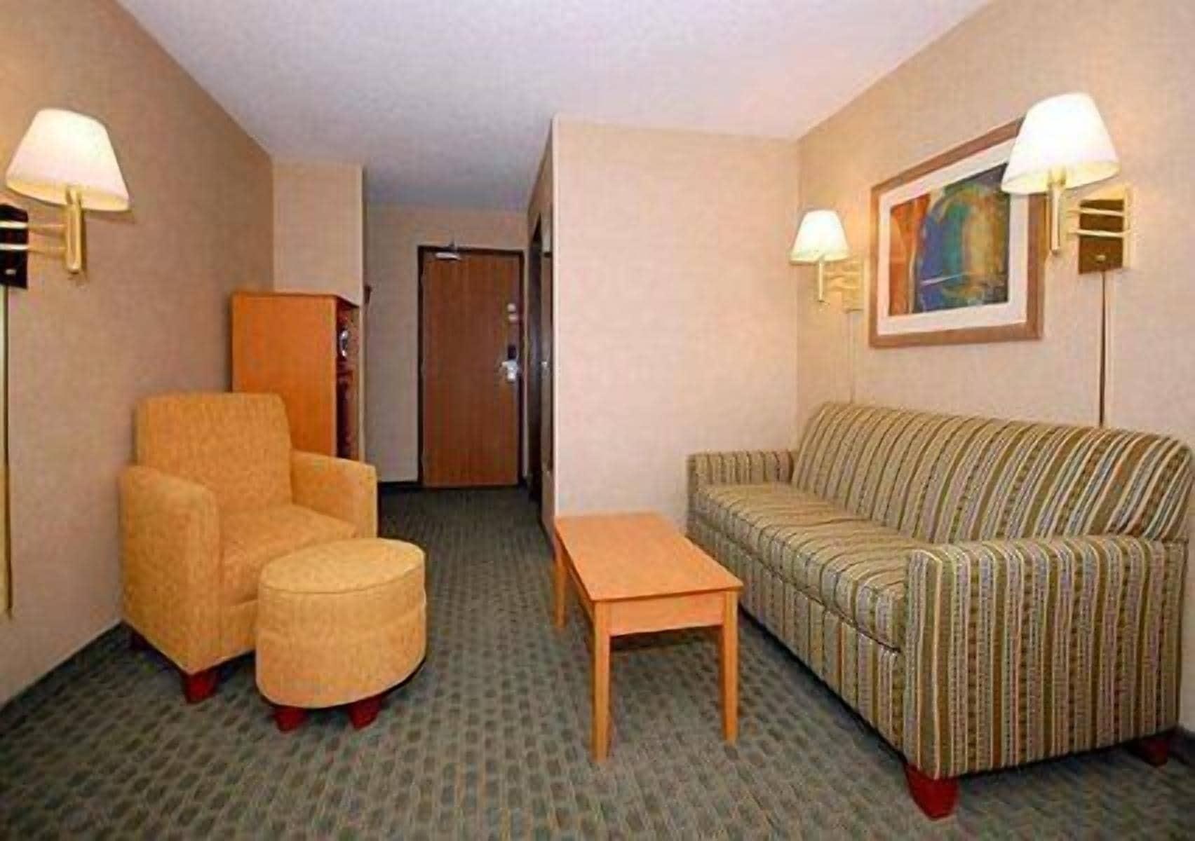 Comfort Inn Morris I-80 Exterior photo