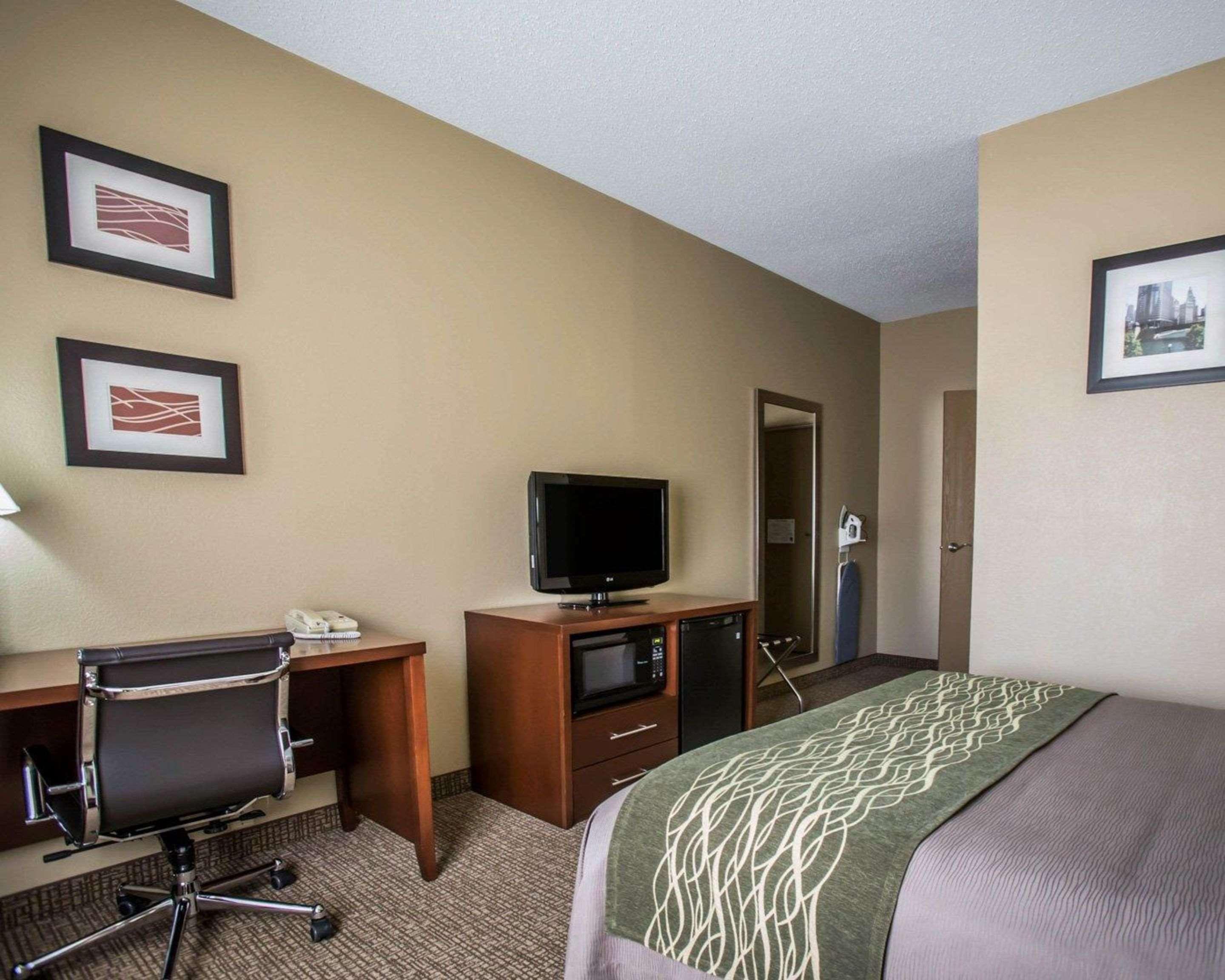 Comfort Inn Morris I-80 Exterior photo