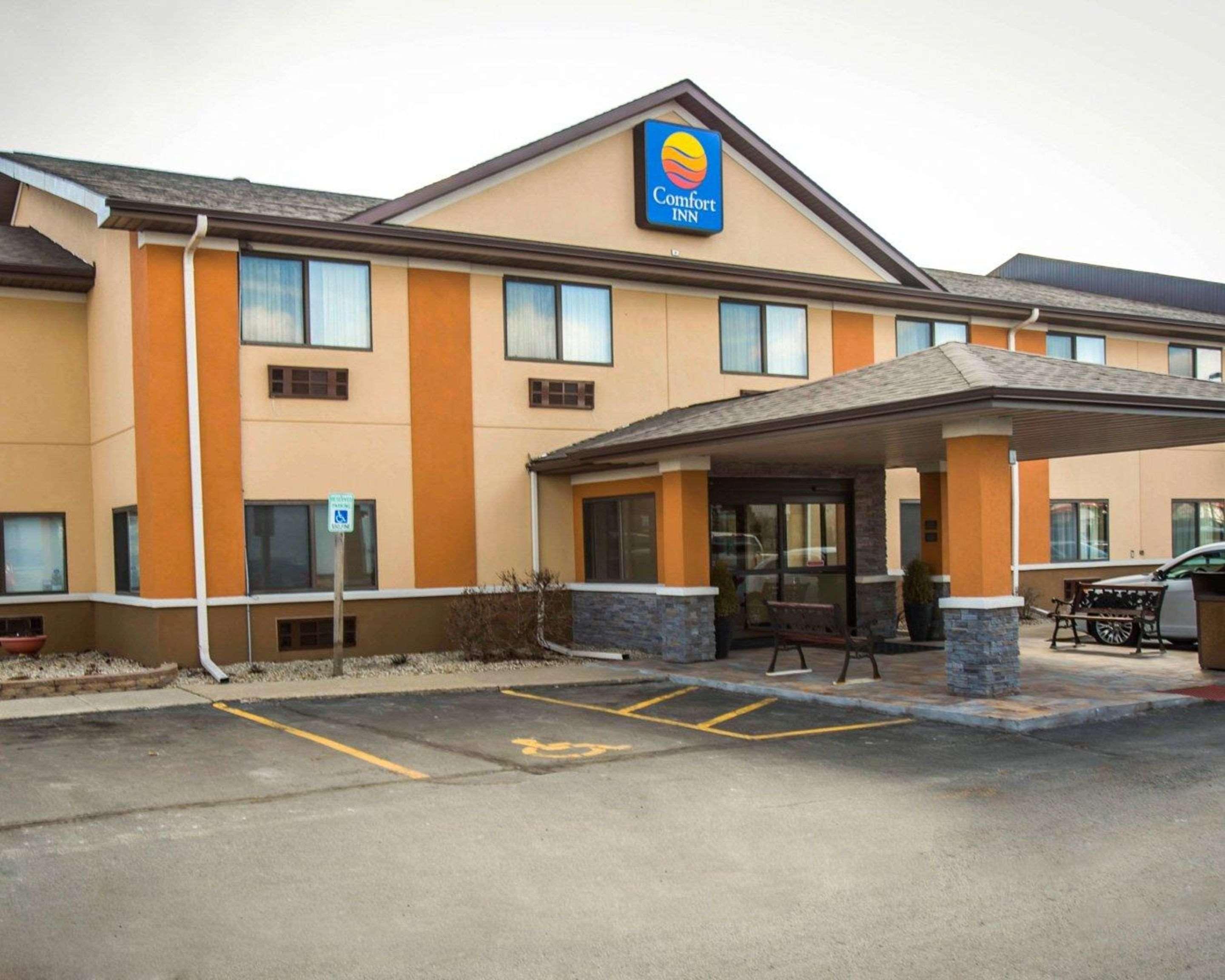 Comfort Inn Morris I-80 Exterior photo