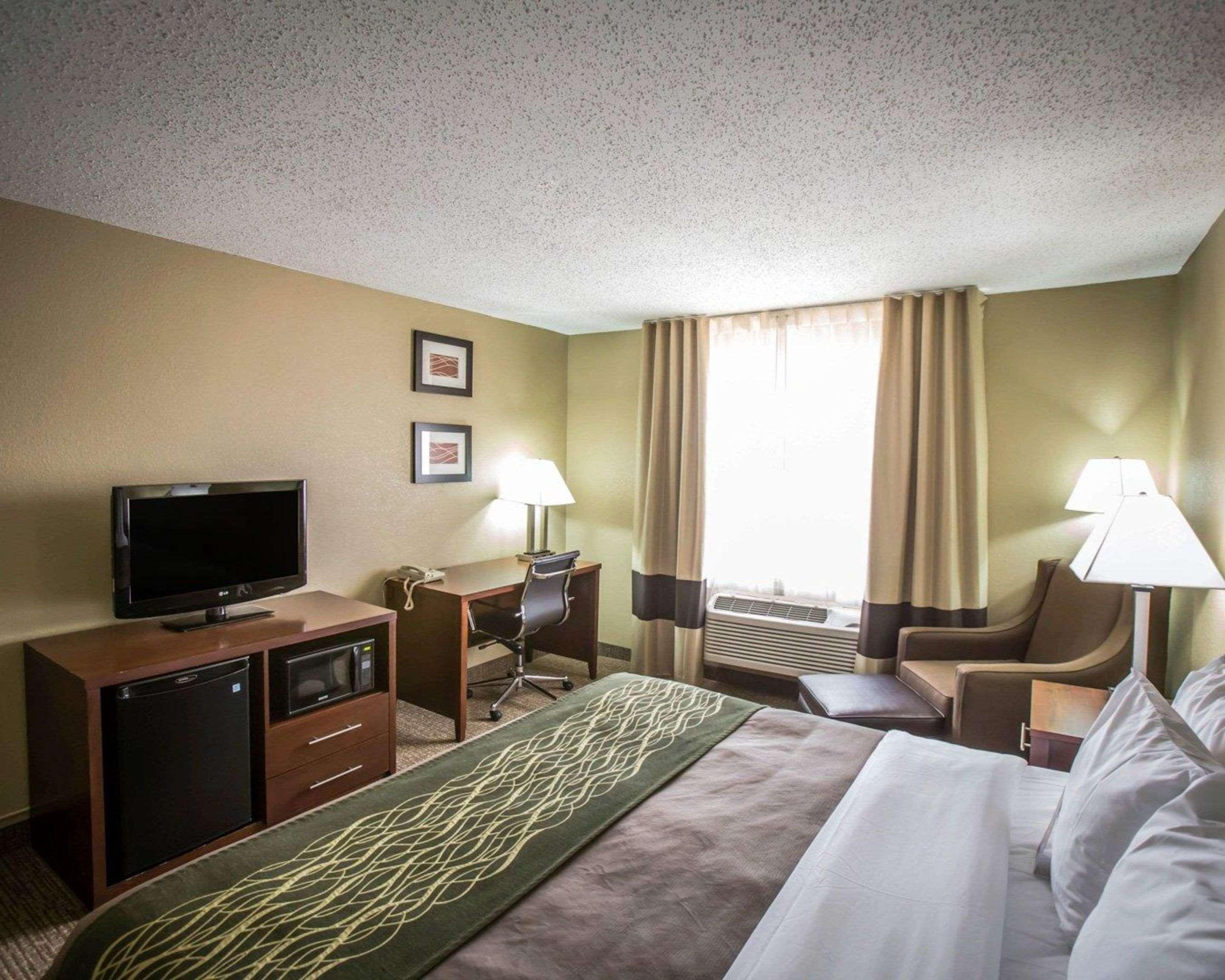 Comfort Inn Morris I-80 Exterior photo